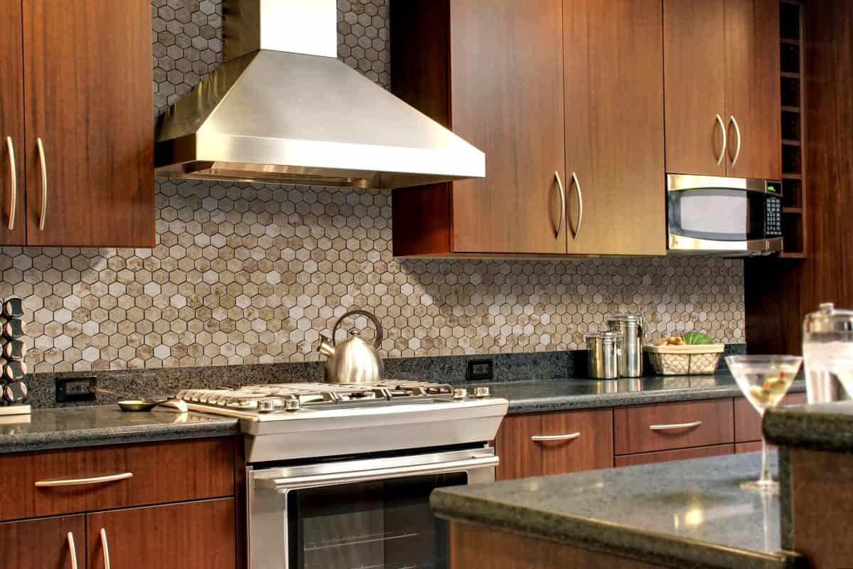 Vertical Backsplash Tiles Location