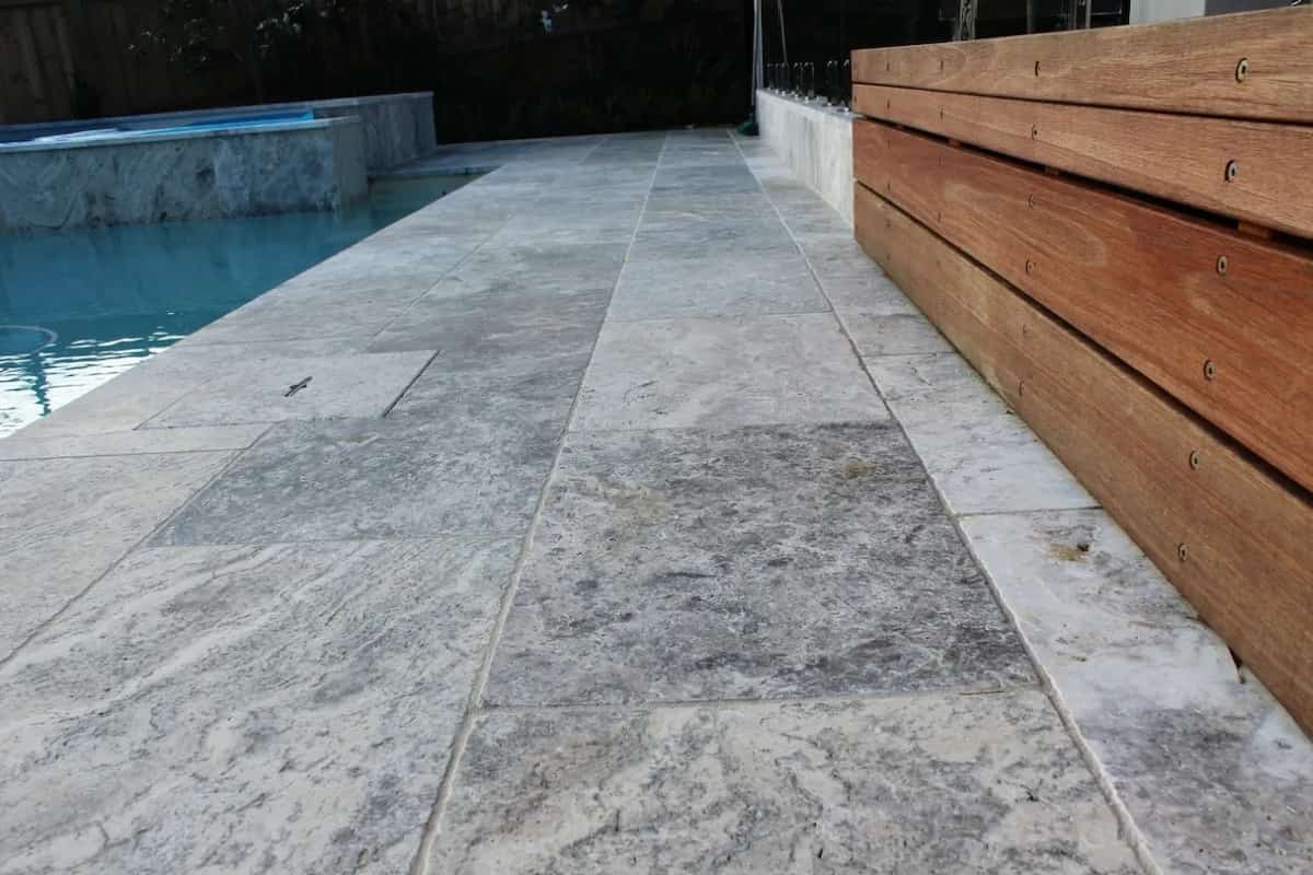  Natural Travertine Tiles; Acidic Rain Resistance 4 Color White Black Brown Gray 